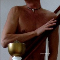 Mand søger bifyr