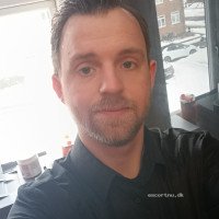 😍 Jeg søger en kvinde at kneppe 😍 med eller uden kondom 😘 I'm looking for a woman to fuck 😍 with or without a condom 😘