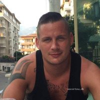 Hejsa tilbyder sex og massage til kvinder og par