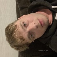 Gør alt for peng - ung fyr