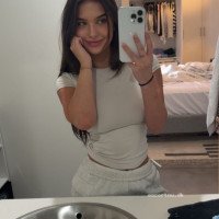 Bianca YOUNG & VERY BEAUTIFUL
