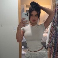 Bianca YOUNG & VERY BEAUTIFUL