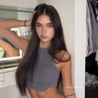 Bianca YOUNG & VERY BEAUTIFUL