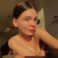 Delicious Vimy party girl 100 % REAL