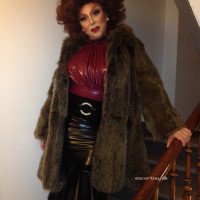 HOS TRANS MADAME ELISABEHT- ET FRÆKT FETISH UNIVERS